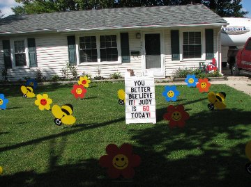 2D Flower and Bugs Display
